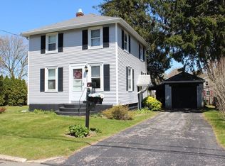 16 Summit Ave, Dartmouth, MA 02747