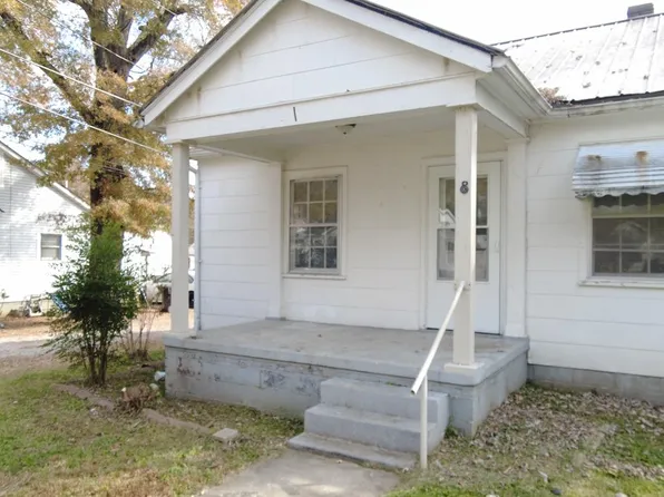 8 Laurel Rd, Gadsden, AL 35904