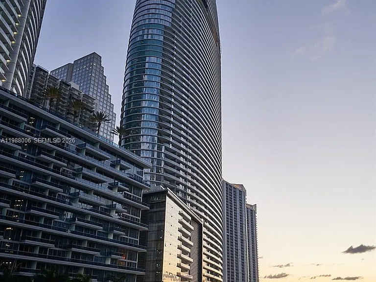300 Biscayne Boulevard Way #1808W — Photo 1