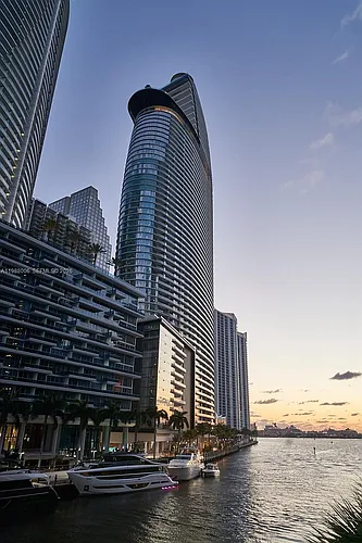 300 Biscayne Boulevard Way #1808W Photo 1