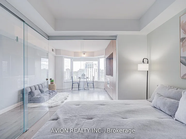 155 Yorkville Ave #1920 — Photo 11