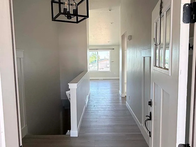 726 W 580 S — Photo 1