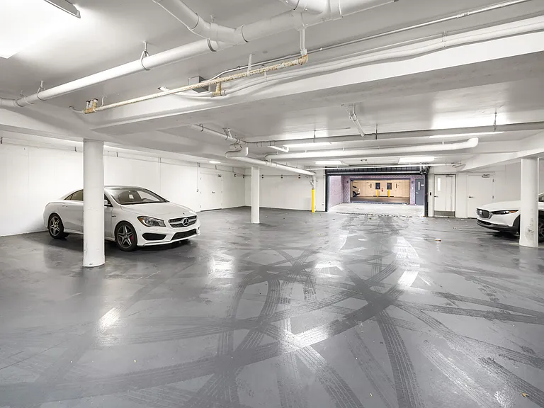 462 W Stadium Blvd #1 — Photo 7