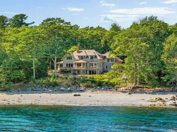 1197 Bay Road, Brooklin, ME 04616