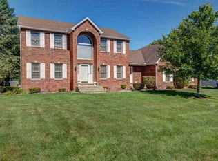 52260 Clarendon Hills Dr, Granger, IN