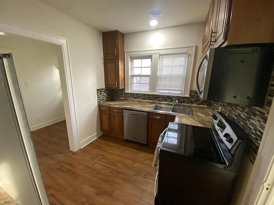 kitchen with LVP
