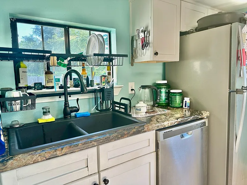2 bed, 1.0 bath, 1347 sqft, $1,550 — Photo 4