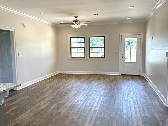 3rd image of 336 Covey Lane Lane Vl