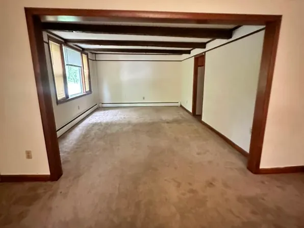 30 Nelson St Floor 1, Leominster, MA 01453