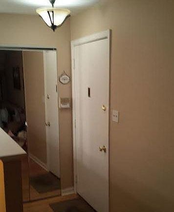 5th image of 1519 N Windsor Dr APT 310