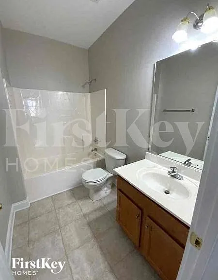205 Barberry St — Photo 9