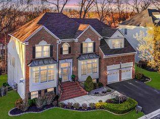 15321 Chinaberry St, North Potomac, MD 20878
