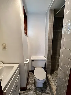 Rented by Compass | media 7