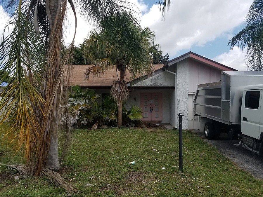 1st image of 7417 SW 14th Ct