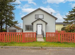 1886 15th St, North Bend, OR