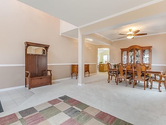 Living Room/Dining Room