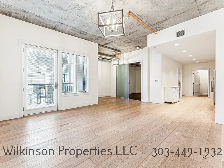 3301 Arapahoe Ave #325 — Photo 6