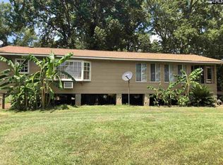 438 Windy Cove Ln, Ridgeway, SC 29130