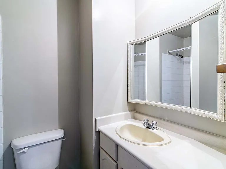 10 Albina Way — Photo 7