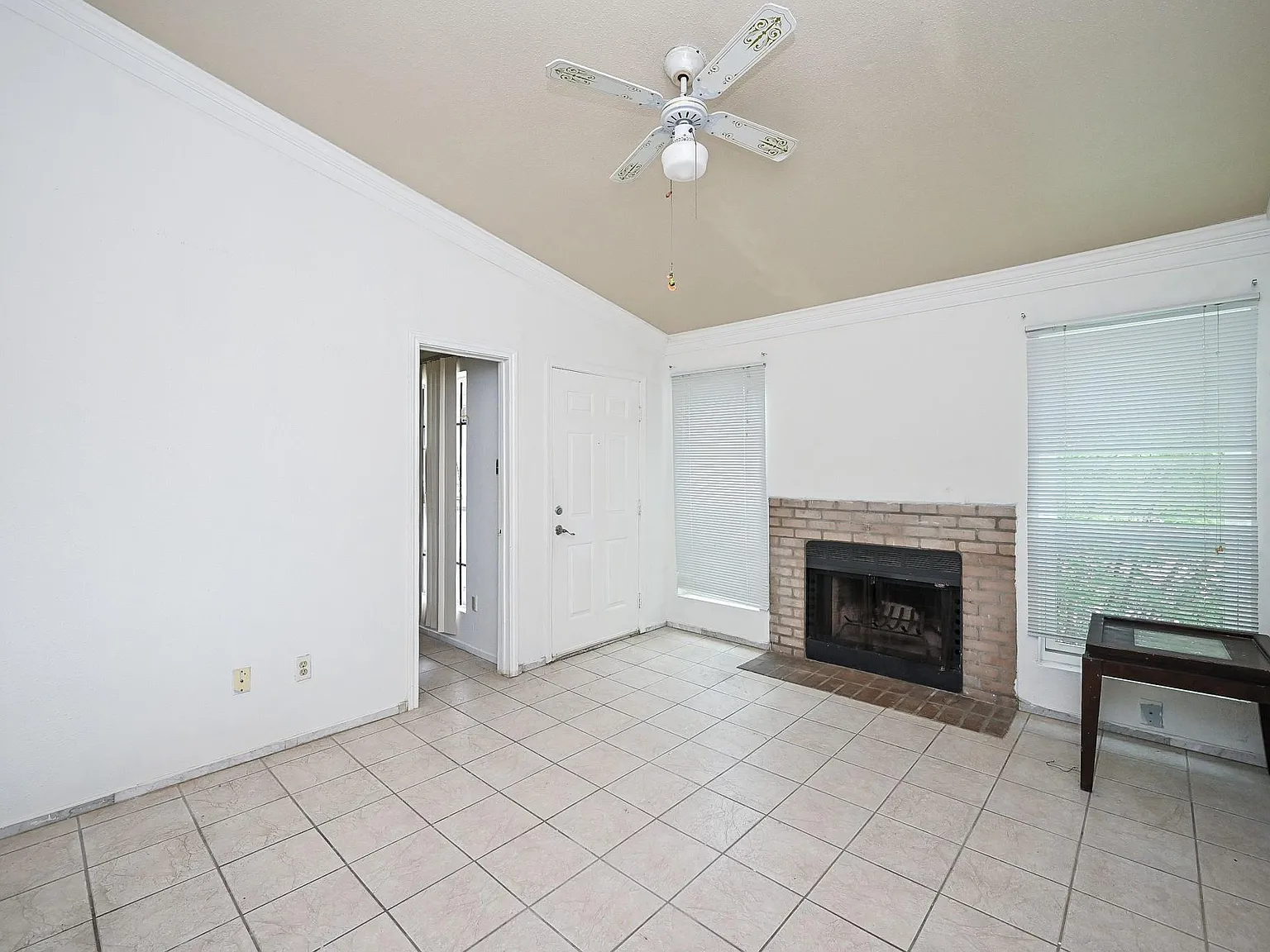 1 bed, 1.0 bath, 502 sqft, $1,000 — Photo 4