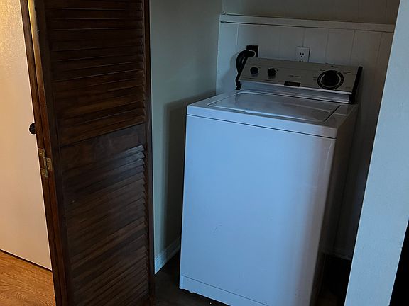 4th image of 53062 Walters Dr