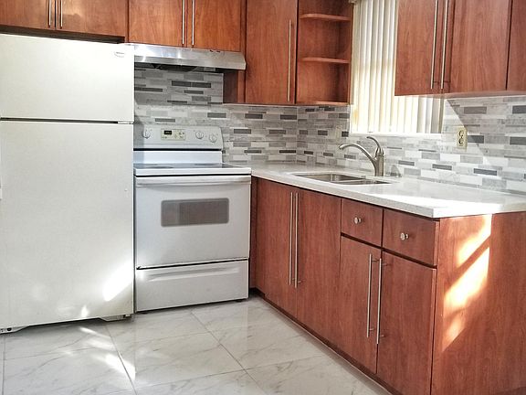 4th image of 5210 SW 91st Ave #14
