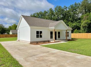154 Loveless St, Hartford, AL 36344