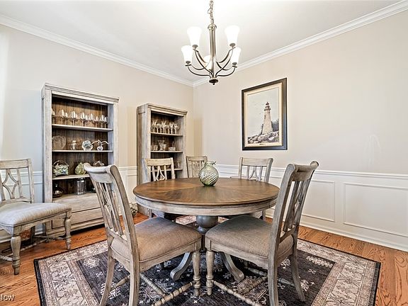 4th image of 34270 Crown Colony Dr