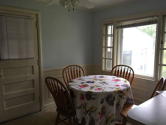 4th image of 105 River St