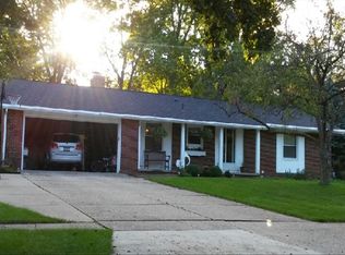 565 Woodland Dr, Medina, OH 44256