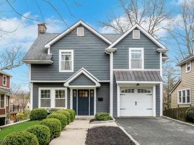 20 N Summit Ave, Chatham, NJ, 07928