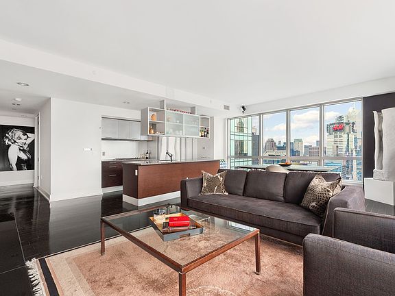 4th image of 350 W 42nd St APT 55G