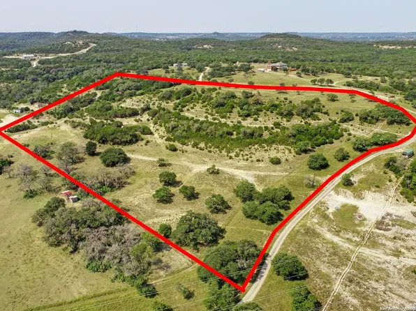 105 Lost Valley, Boerne, TX 78006