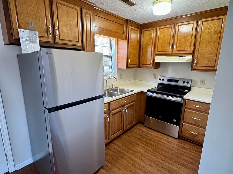 508 E McClellan St #B — Photo 3