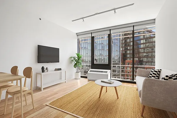 Rented by Two Trees | media 26