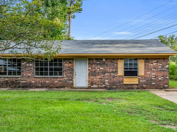 68 Wyman Dr