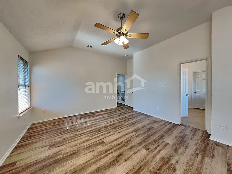 10308 Oak Branch Ln — Photo 12