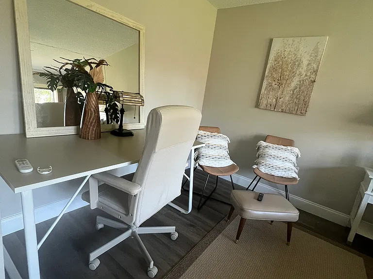 7908 Los Robles Ct — Photo 5