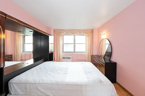 Sold by Keller Williams Realty Empire | media 37