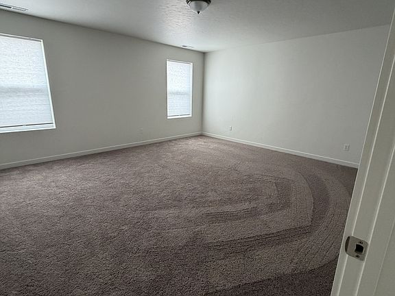 5th image of 1578 S La Escalera Ave