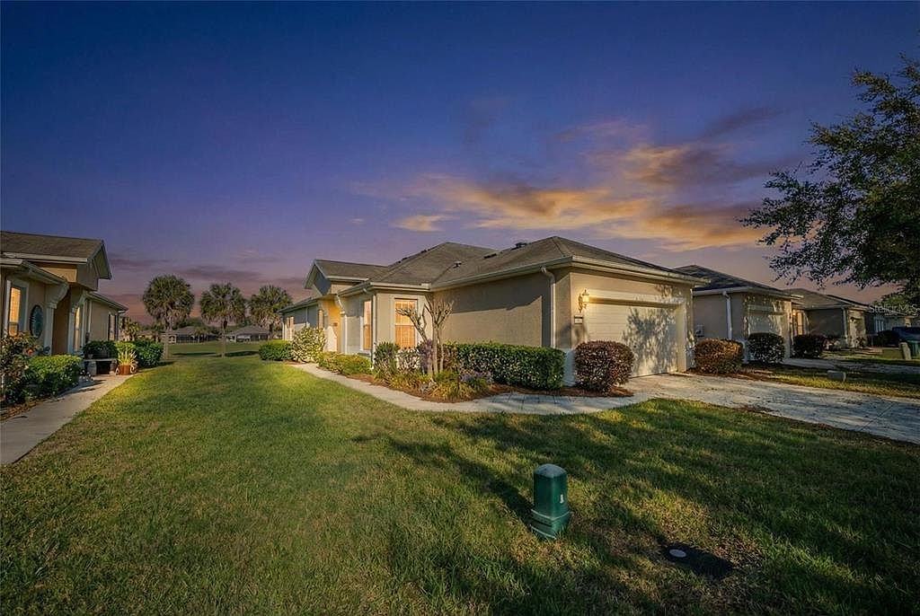 9565 SW 70th Loop