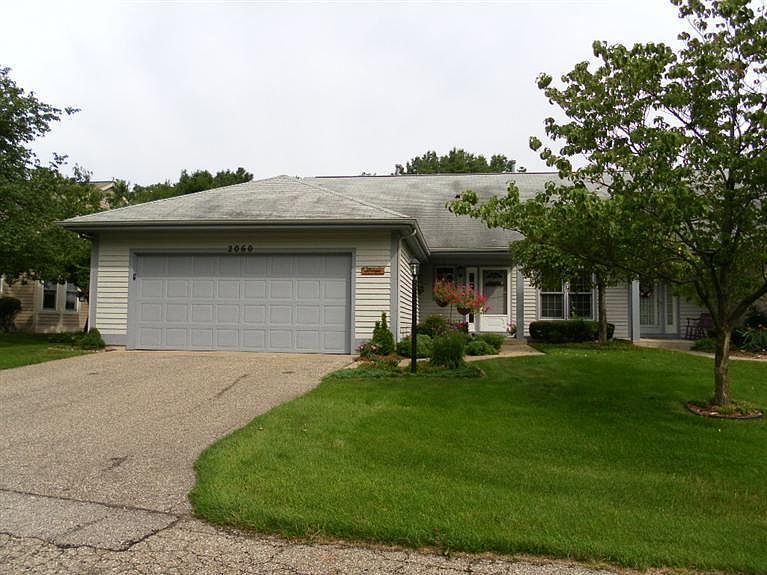 1st image of 2060 N Cross Creek Ct NE