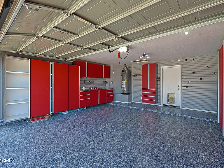 8747 W Adam Ave — Photo 30