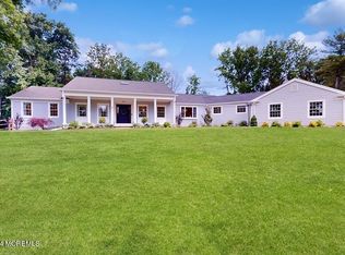 13 Laurelwood Dr, Colts Neck, NJ 07722