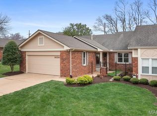 14014 Baywood Villages Dr, Chesterfield, MO 63017