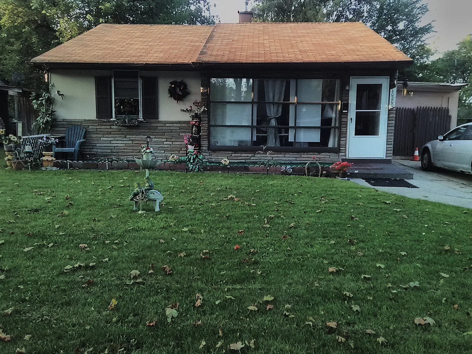 10200 Corning Ave photo 1