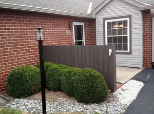 1178 Creekview Ct, Lancaster, OH 43130