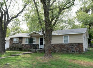 108 W Center St, Goodman, MO 64843