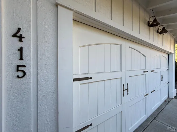 415 Plum Tree Court, Sonoma, CA 95476