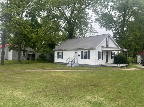 207 Powell St, Decherd, TN 37324